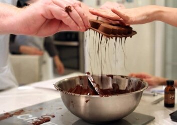 הכנת שוקולד מתוק מהלב